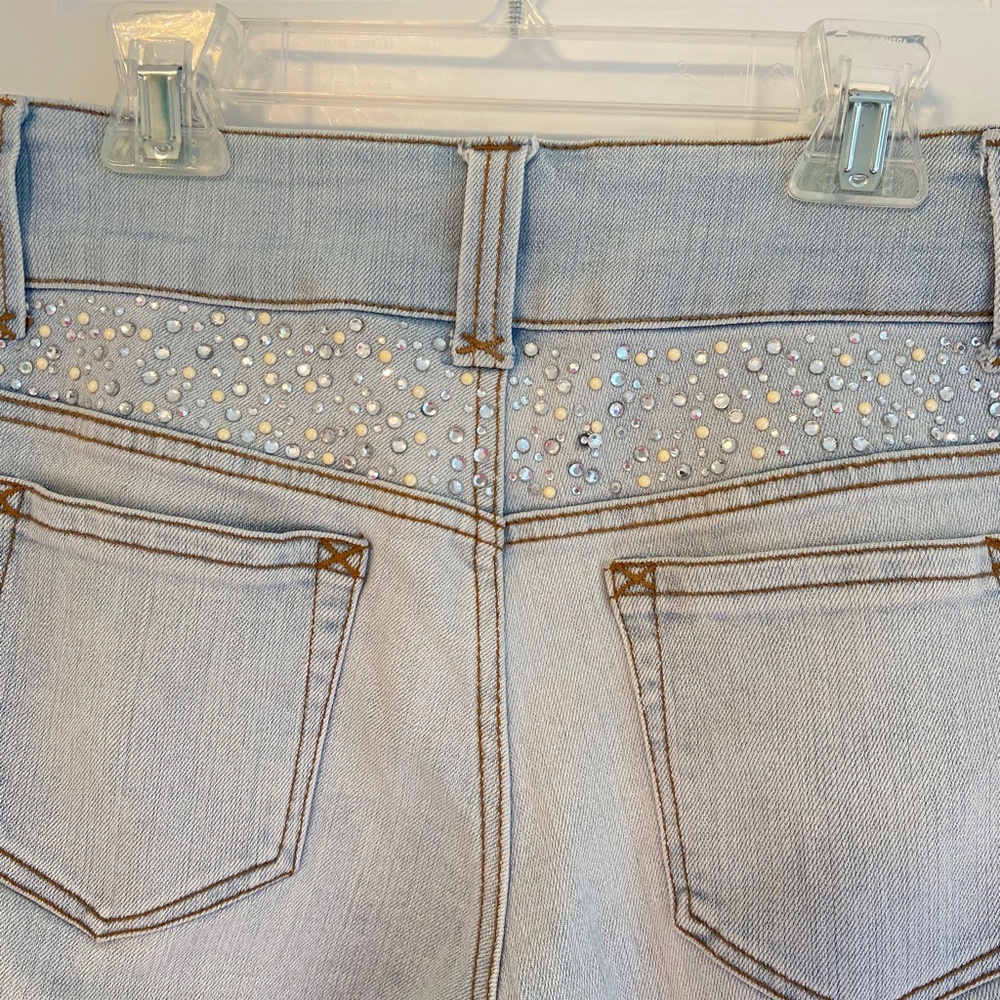 Cache Denim Capris - Picture 5 of 6
